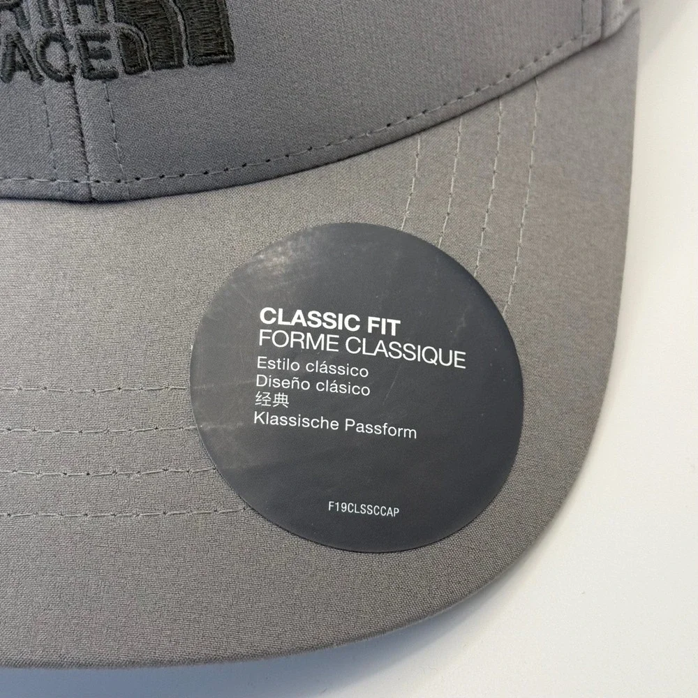 The North Face 66 Flashdry Hat Smoked Pearl‎ Classic Fit One Size Baseball Cap